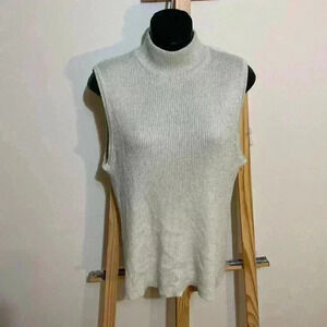 Reference Point New York, Women’s high neck sweater tank, size XL